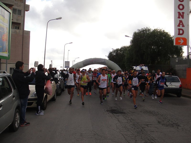 Marathon 2013 la partenza della StraRagusa