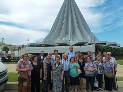 Il gruppo dei pellegrini ragusani dinanzi al santuario