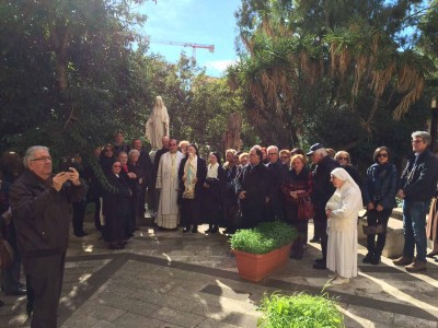 Immacolata Concezione la cerimonia in giardino