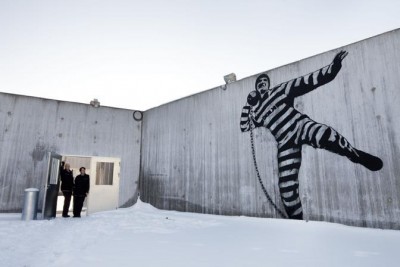 PRIGIONE HALDEN FENGSEL, NORVEGIA - UN MURALES DELL'ARTISTA DOLK HALDEN NELLA PRIGIONE HALDEN FENGSEL A HALDEN IN NORVEGIA - IN QUESTA PRIGIONE DI LUSSO SECONDO IL TELEGRAPH NORVEGESE DOVREBBE SCONTARE LA PENA L'ATTENTATORE NORVEGESE ANDERS BEHRING BREIVIK  - PRIGIONE DI LUSSO PENA ATTENTATORE NORVEGESE ANDERS BEHRING BREIVIK  - fotografo: OLYCOM