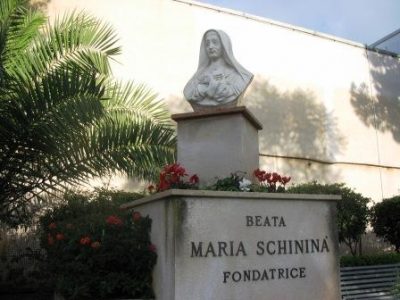 il-busto-della-beata-schinina-nella-casa-madre