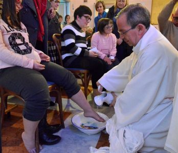 Settimana santa 2016 lavanda dei piedi ai diversamente abili